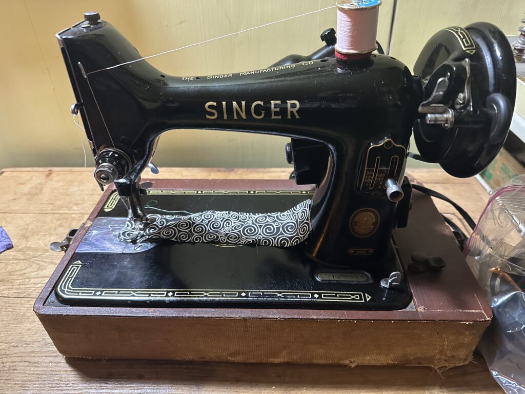 1940s Singer